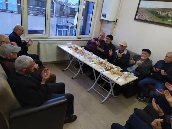 Geleneksel iftar yemeğimizden kareler 