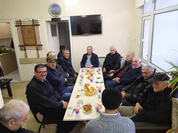 Geleneksel iftar yemeğinden fotoğraflar
