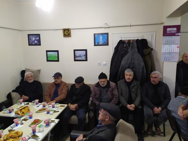 Geleneksel iftar yemeğinden fotoğraflar