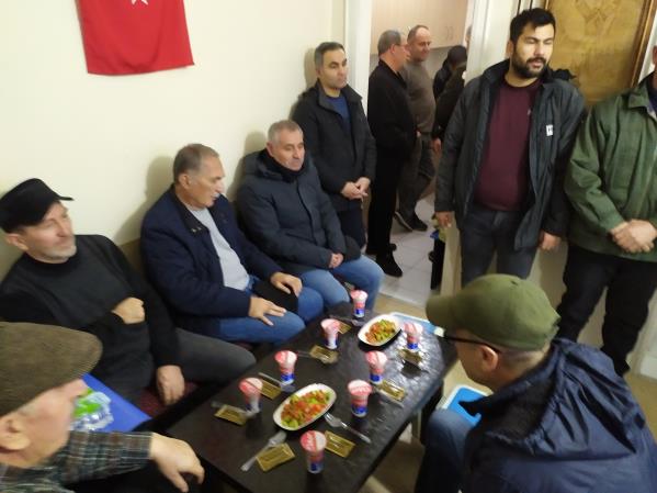 Geleneksel iftar yemeğinden fotoğraflar